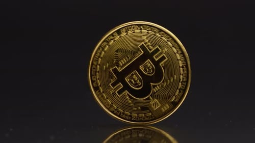 Fast Spinning Of A Golden BItcoin