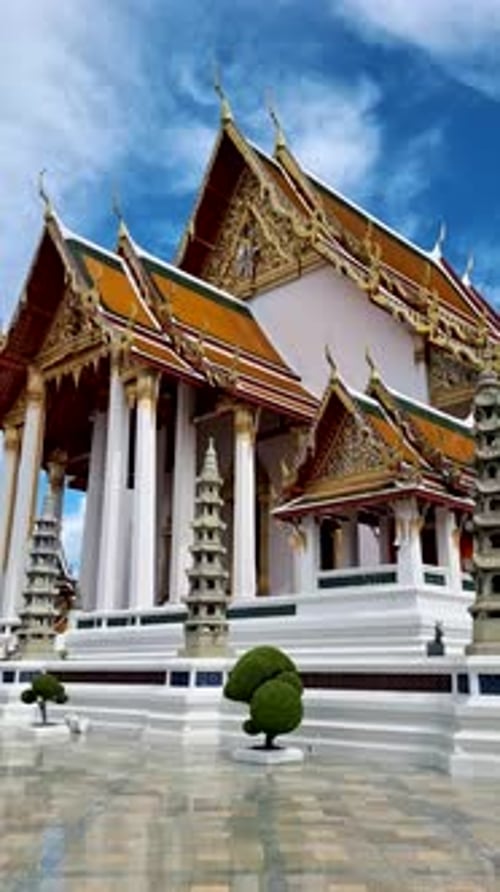 Templo budista tailandés Bangkok Tailandia Wat Suthatin Bangkok
