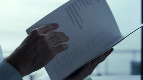 Luxury Menu Reading at Cafe Terrace