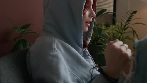Une adolescente de Hood parle d'intimidation lors d'une séance de thérapie