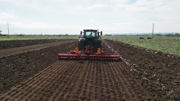 With the Help of Advanced Farm Equipment and Farming Solutions the ...