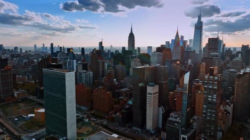 Busy downtown of New York, the USA.