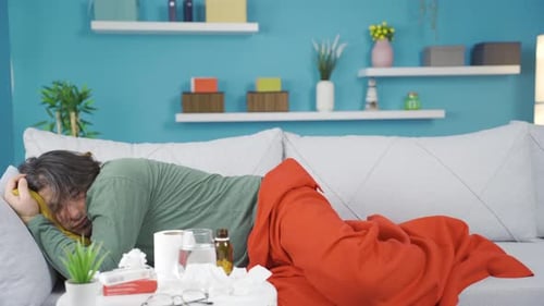 Jeune homme malade.