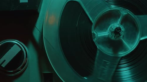 Spinnspule eines Retro-Open-Reel-Kassettenrekorders