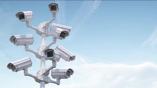 Das
CCTV-Überwachungskamerasystem entdeckte einen Eindringling. Datenschutz-, Sicherheits- und Schutzkonzept.