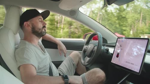 Driverless Car Technology Using a Radar to Analyze the Surroundings