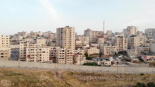 Flying across the Israel Palestine border