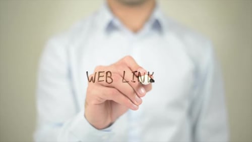 Weblink, Mann schreibt auf transparentem Bildschirm