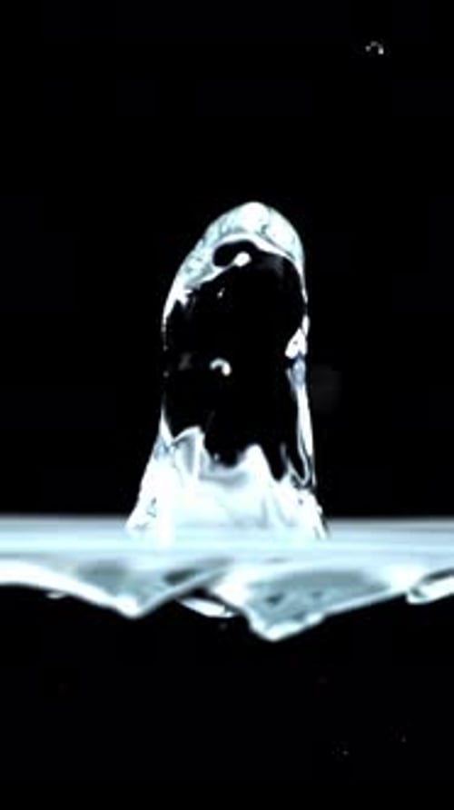 Super Slow Motion Water Drop Filmed on a Highspeed Camera at 1000 Fps