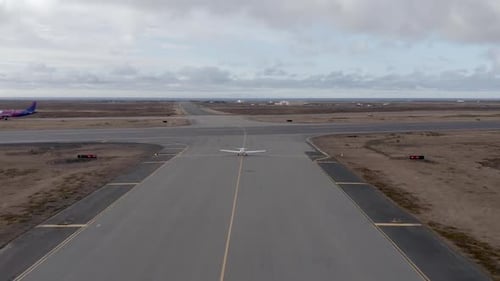 Experience Smooth Aircraft Landings and Takeoffs at This Busy Runway