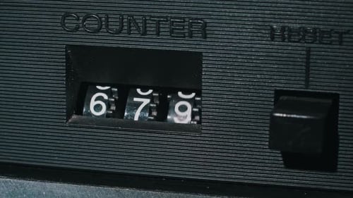 Retro Counter Rotating Number Display