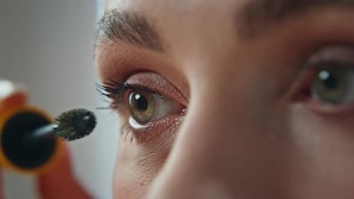Model Eyes Painting Eyelashes Domestic Place Closeup Woman Applying Mascara