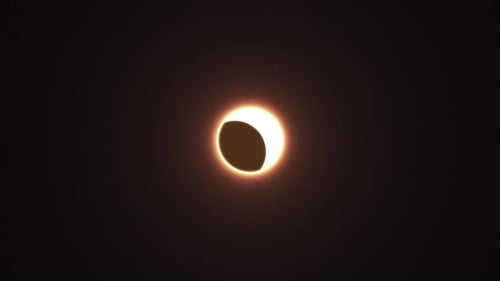 Totale Sonnenfinsternis - Schwarzer Hintergrund