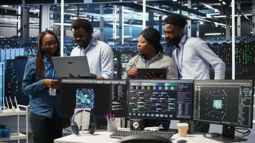 Smiling Server Hub Engineers Using AI Algorithms and Node Tree Systems