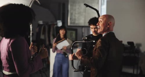 Lista de arte, grupo e filmes para filmagem, direção ou videografia em estúdio, criação e produção