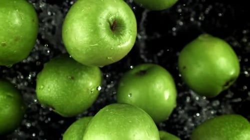 Apples Rise and Fall Filmed on a Highspeed Camera at 1000 Fps