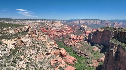 Luftaufnahme der Red Canyon Road, Vereinigte Staaten.