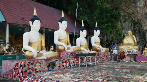 Buddha statue at the cave