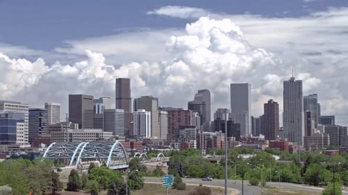 Die Skyline von Denver und Thunderstorm Timelapse
