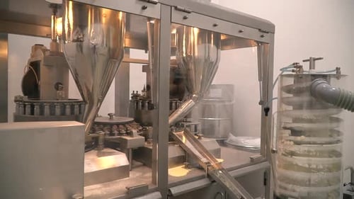 Pharma laboratory automated assembly line for round drug pills