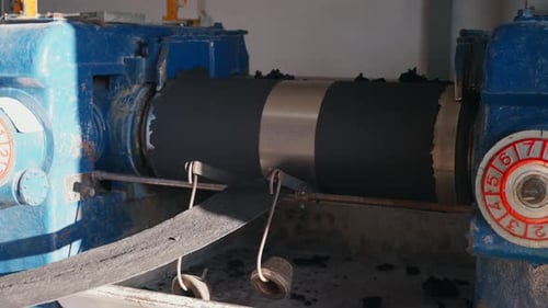 Rubber recycling factory rolling processed rubber sheet
