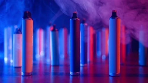 Vaping Devices Illuminated with Abstract Lighting Effects
