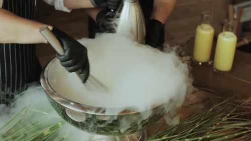 Kulinarische Kreativität Ein aufregendes Kocherlebnis mit flüssigem Stickstoff, das Sie begeistert