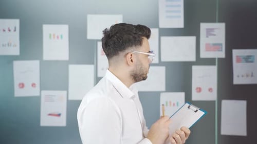 Business Analysis in a Modern Office