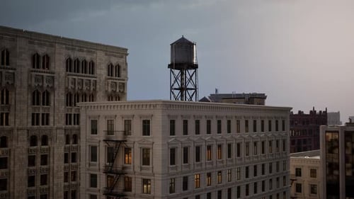 Edificios de piedra art déco en la ciudad de Chicago