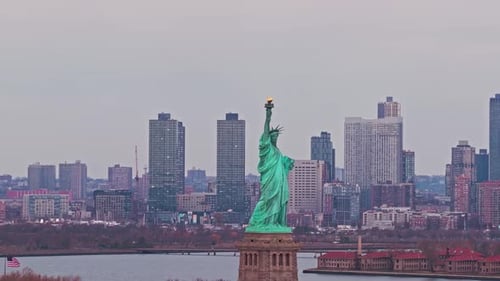 Liberty Monument New York City Skyline Liberty Statue Before New York City Skyline New York City