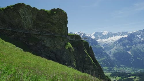 Grindelwald First and First Cliff Walk
