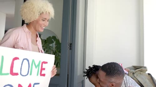 Military Man Returns Home to Loving Family