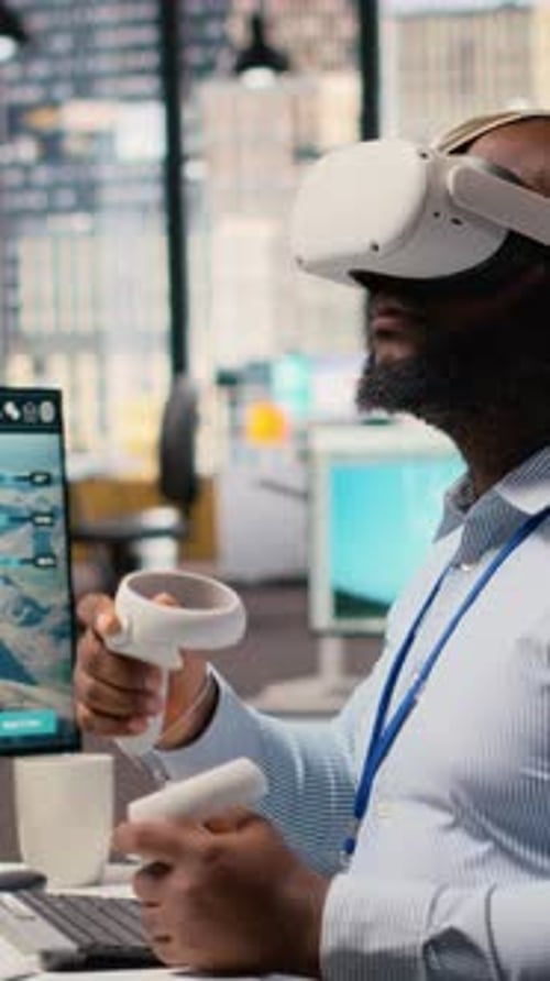 Worker Uses VR Headset to Optimize Electrical Grid and Wind Farm Layout