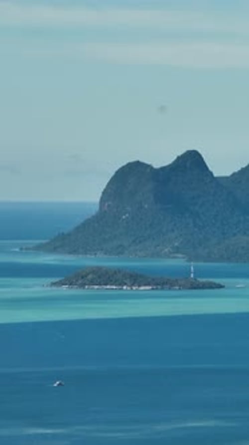Paysage marin avec îles tropicales Semporna Sabah Malaisie