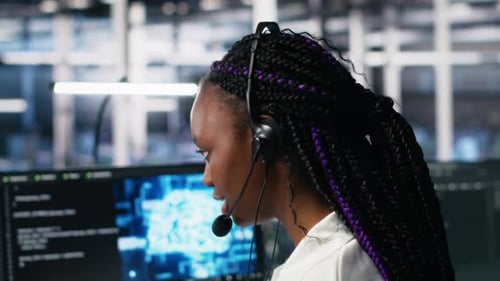 Data Center Developer Using AI Assistant to Provide User Technical Support