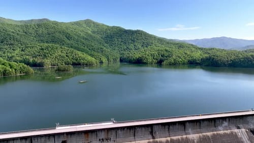 pullout overe fontana dam