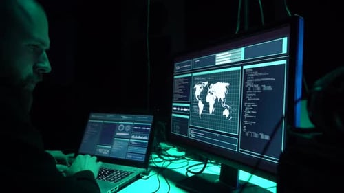 Хакеры взломали сервер с помощью нескольких компьютеров и зараженных вирусов-вымогателей, киберпреступность