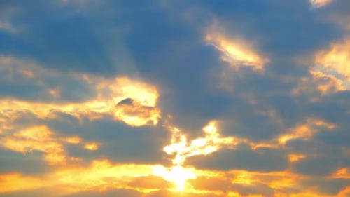 4K : Breathtaking sky time lapse of colorful sunset clouds