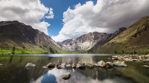 Lapa de temps du paysage de Mountain Lake