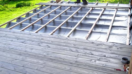 Installing a wooden terrace board