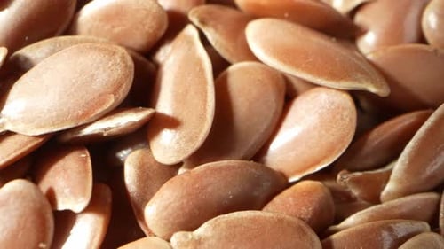Capture stunning close-up footage of flax seeds