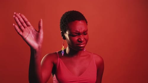 Refusal Gesture No Sign Skeptic Woman Gif Loop