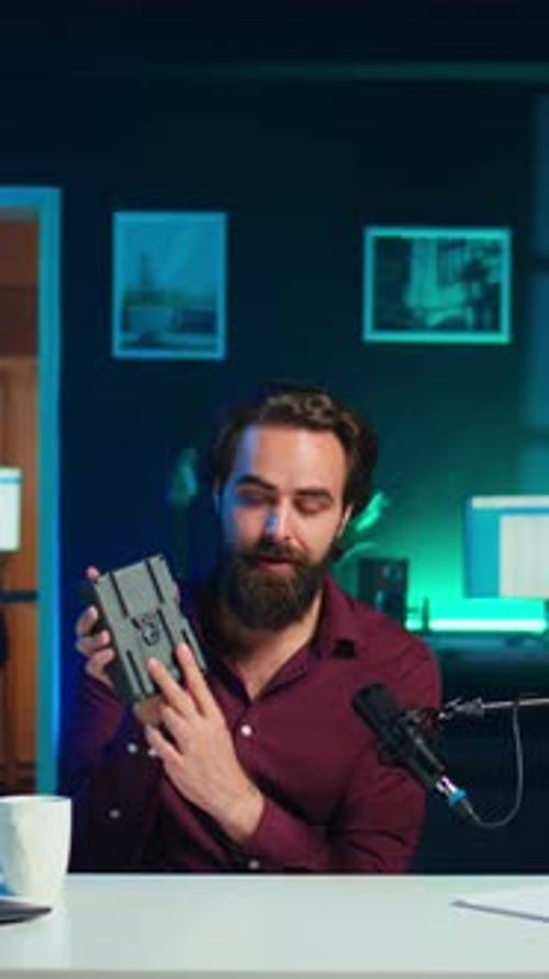 Vertical Video Tech Content Creator Filming Technology Review of V Mount Battery
