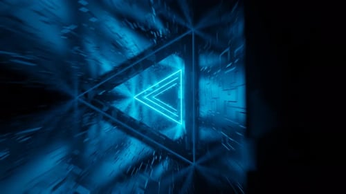 tunnel métallique triangulaire. Tunnel de lumière bleue clignotant au rythme de la musique. VJ Loop. Animation en boucle