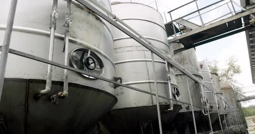 Large Steel Barrels for Wine Fermentation