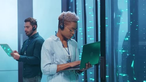 A Dedicated Team Collaborating Effectively in a HighTech Data Center Environment for Success