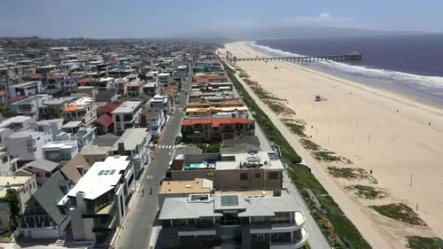 Aerial View Of Beachfront Houses, Restaurants And Hotels At Manhattan Beach City At Summer In USA. C