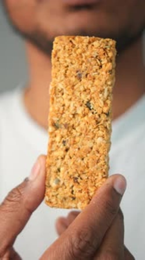 Healthy Snack Ideas Featuring a Granola Bar