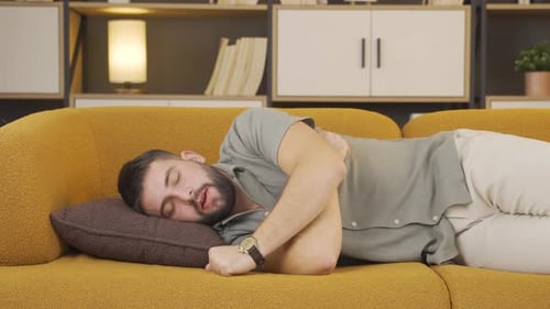 Oublier, se lever dans la panique.