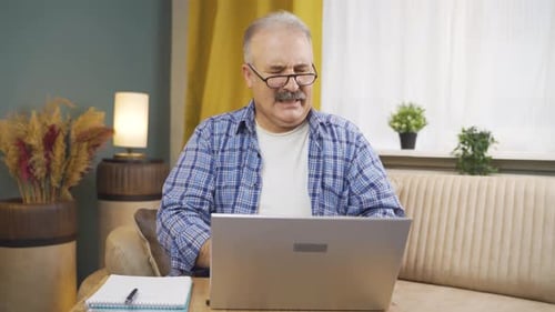 The man who got angry at what he saw on the laptop.